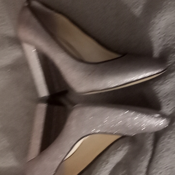 Metallic  block heel Botkier size  10. - Picture 2 of 3